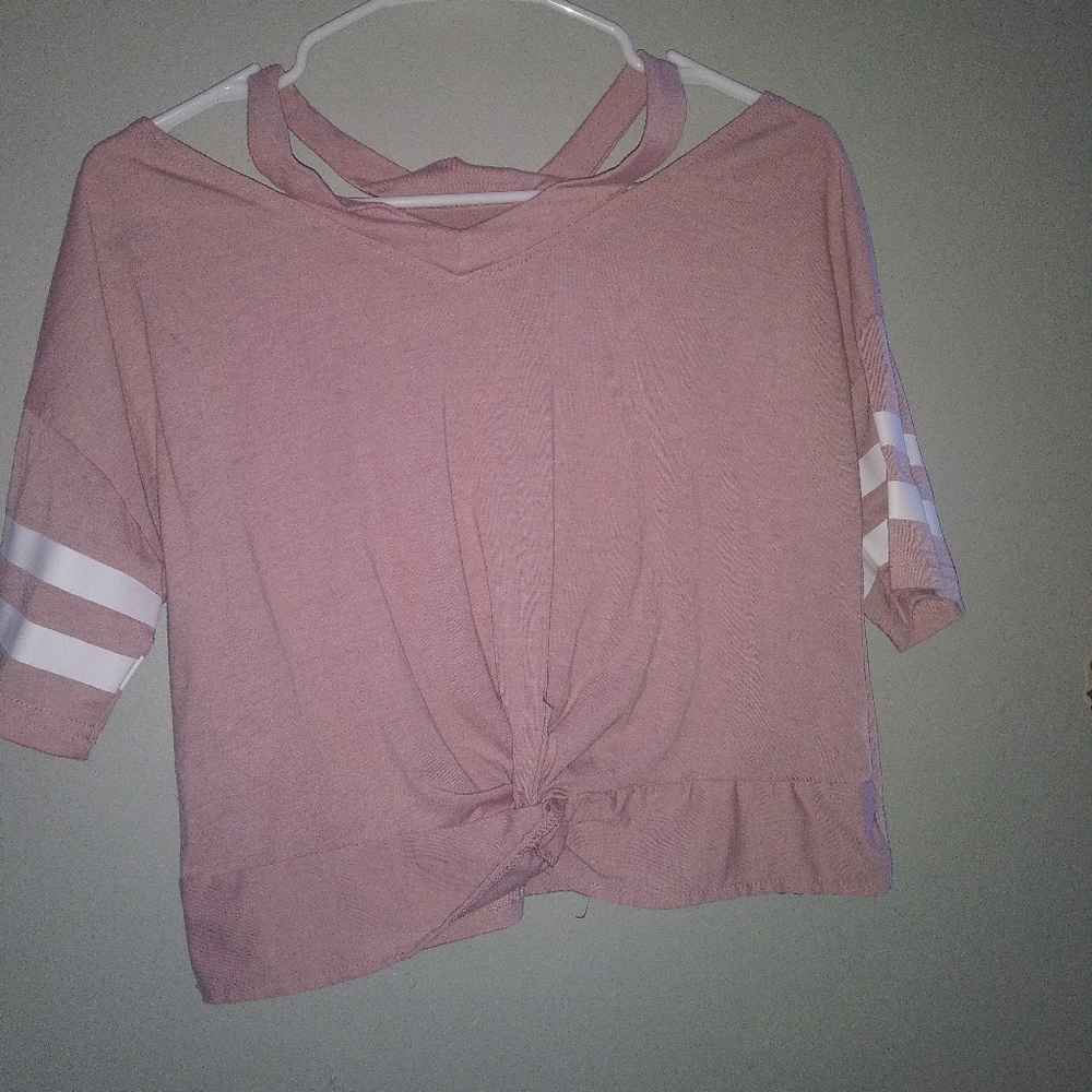 Off the shoulders shirt